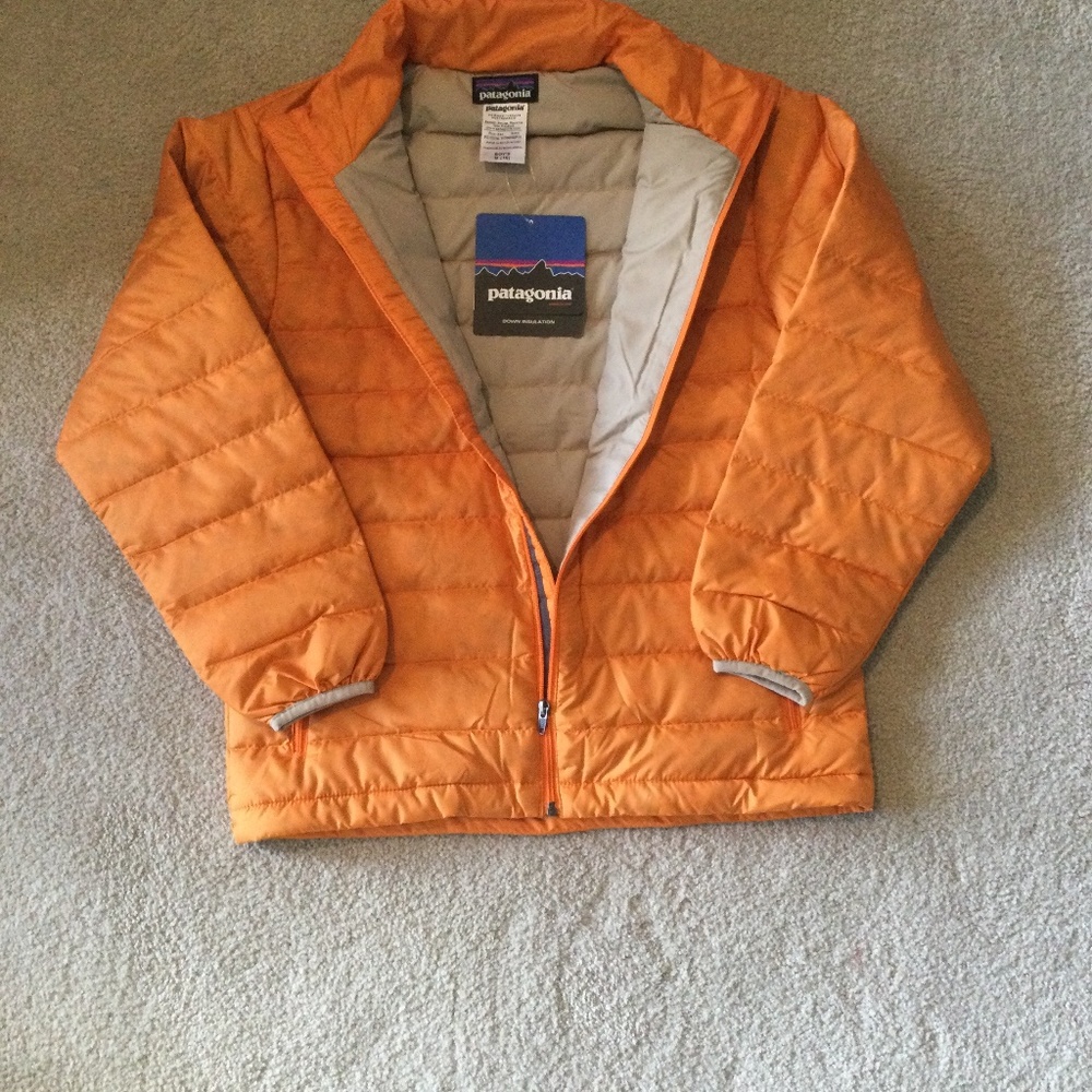 New Patagonia boys size 10 orange Down Jacket